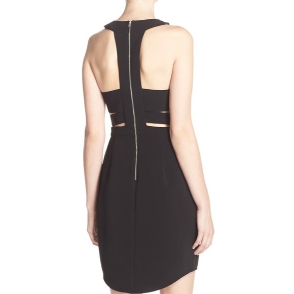 Crossover Neck Crepe Sheath Dress - Picture 4 of 8